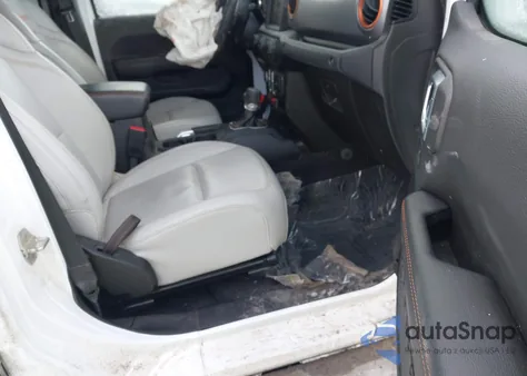 2021 Jeep Gladiator Mojave 4X4 from USA, damaged, VIN 1C6JJTEG4ML597903